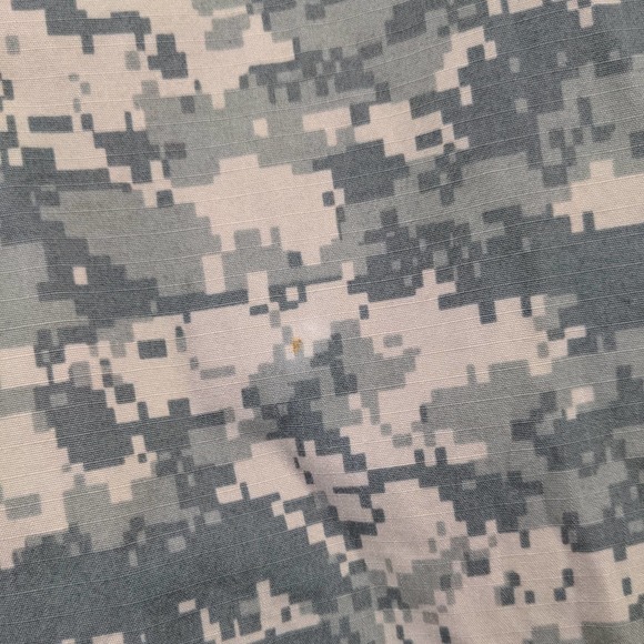 U.S. Military Mens Army Combat Uniform Digital Camo Coat Green Tan Size L - Picture 10 of 14